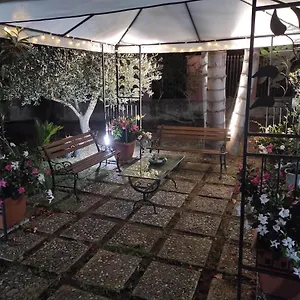 https://la-casetta-bb-milazzo.sicilyhotelsitaly.net