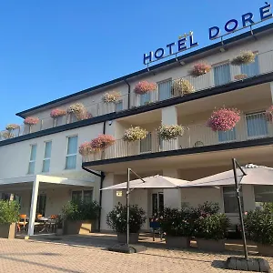 Hotel Dore
